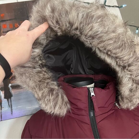 Free country burgundy hooded winter puffer jacket size large GUC - Picture 4 of 14